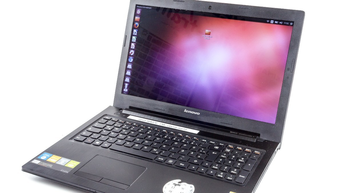 Lenovo G500s laptop with German keyboard layout